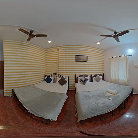 Esther Guest House กาลังกูติ ภายนอก รูปภาพ